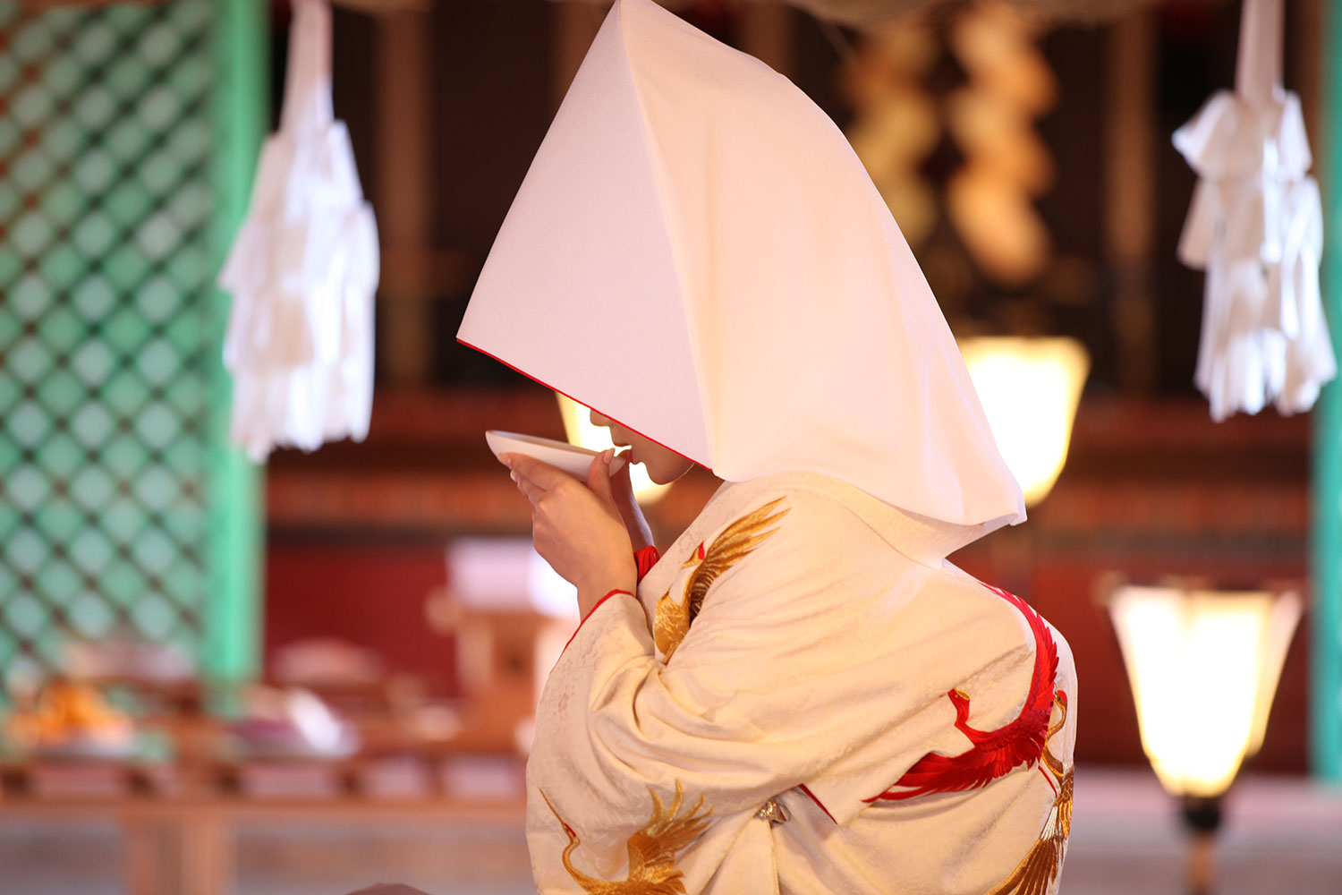 和式の結婚式が人気の鎌倉で和の引き出物として鎌倉彫をおすすめしております
